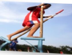 Dispora Kaltim Upayakan Solusi untuk Permasalahan Egrang yang Sering Patah