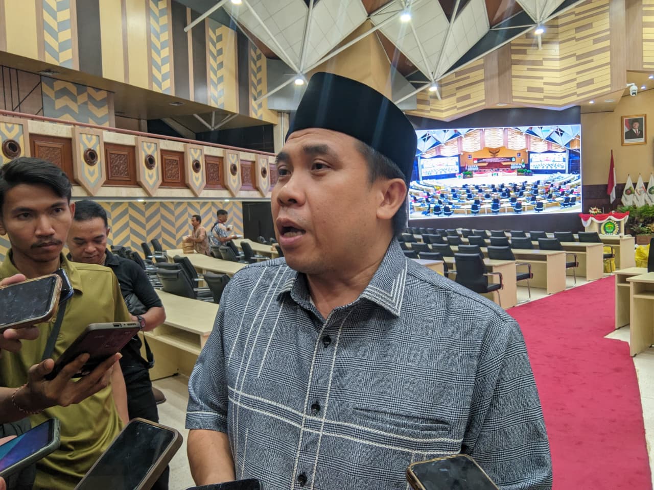 Wawancara anggota Komisi II DPRD Kaltim, Muhammad Husni Fahruddin