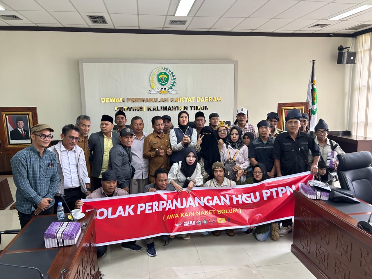 Perwakilan warga empat desa usai RDP bersama Komisi I DPRD Kaltim